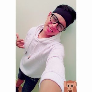 Meet your Posher, Marcos